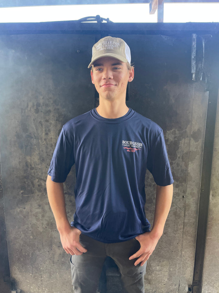 Jeff  here is 5'7" and a nimble 140lbs. He is wearing a Medium.